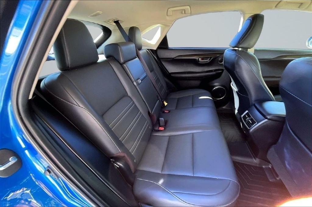 Lexus NX 300 Premium AWD 2020