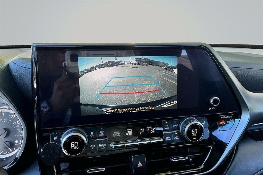 Toyota Highlander Others 2023
