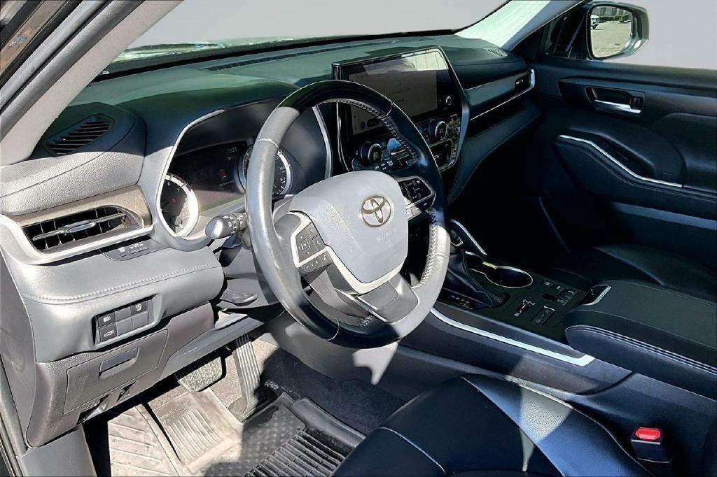 Toyota Highlander Others 2023