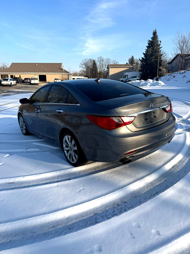 Hyundai Sonata SE Auto 2011