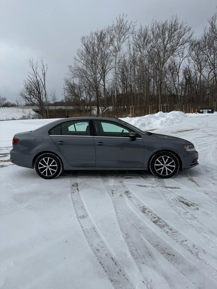 Volkswagen Jetta 1.4T SE 6A 2017