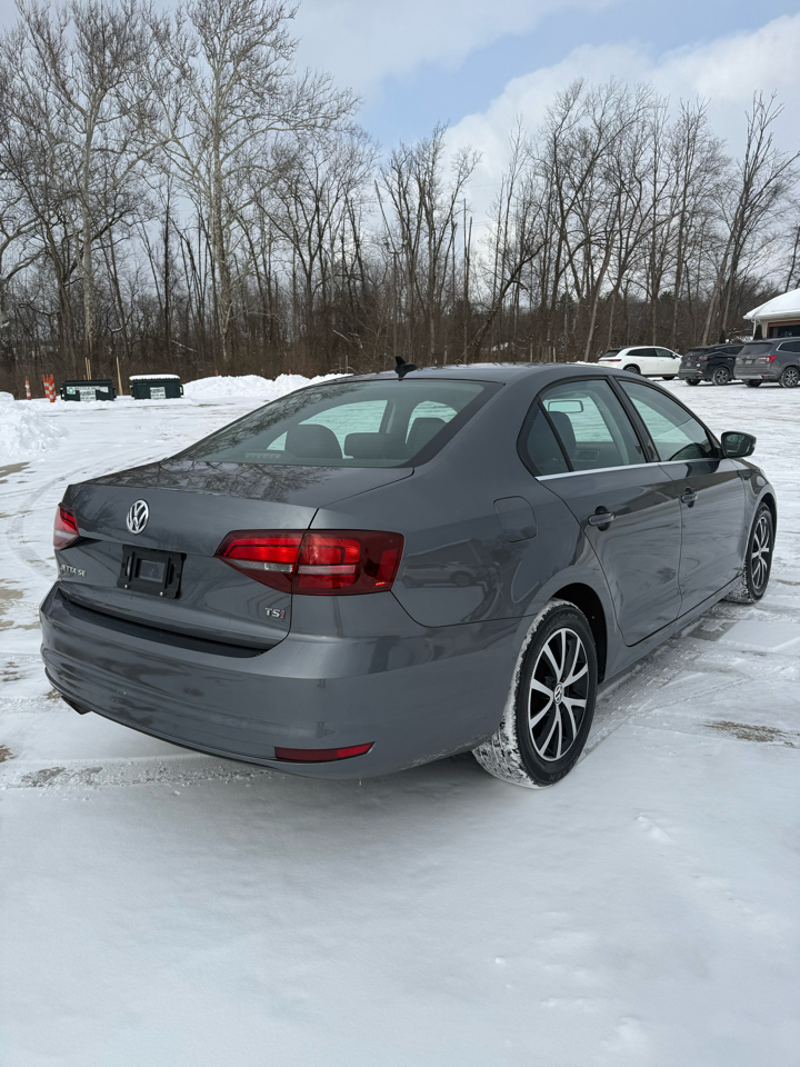 Volkswagen Jetta 1.4T SE 6A 2017