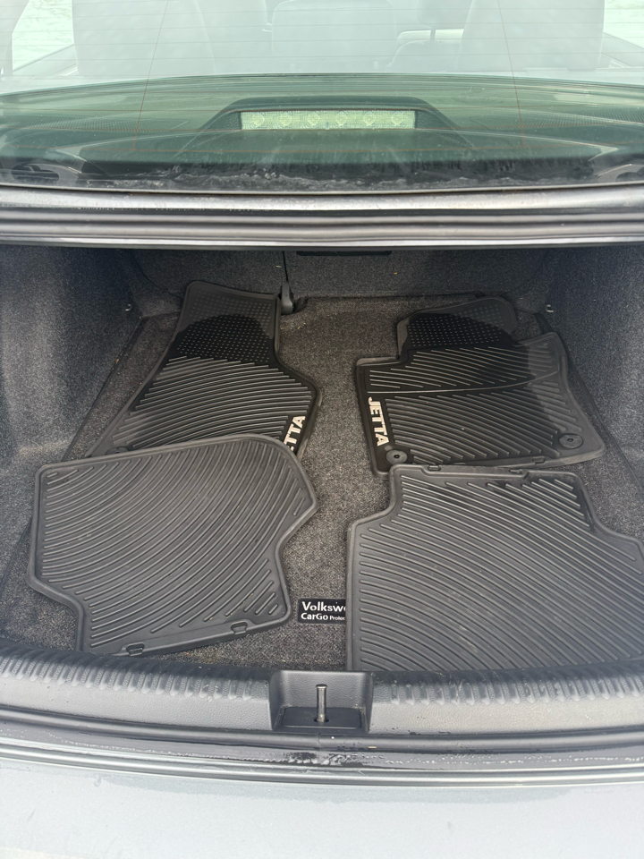 Volkswagen Jetta 1.4T SE 6A 2017