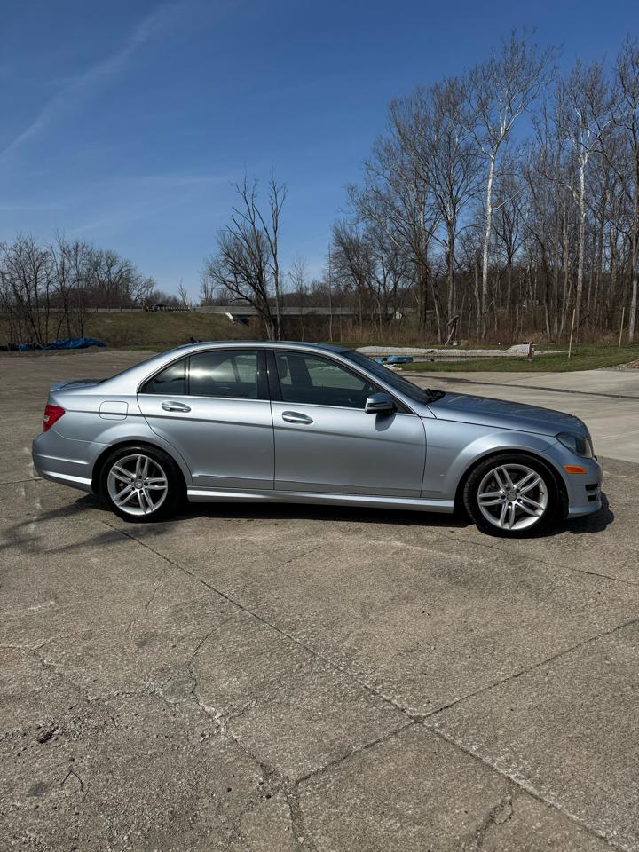 Mercedes-Benz C-Class C300 4MATIC Sport Sedan 2013