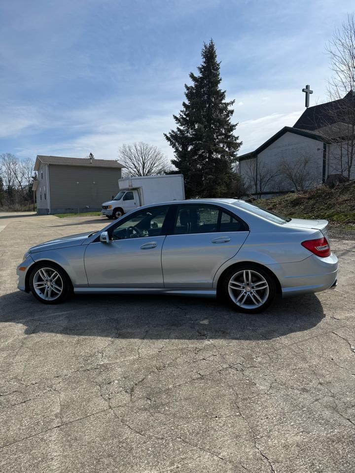 Mercedes-Benz C-Class C300 4MATIC Sport Sedan 2013