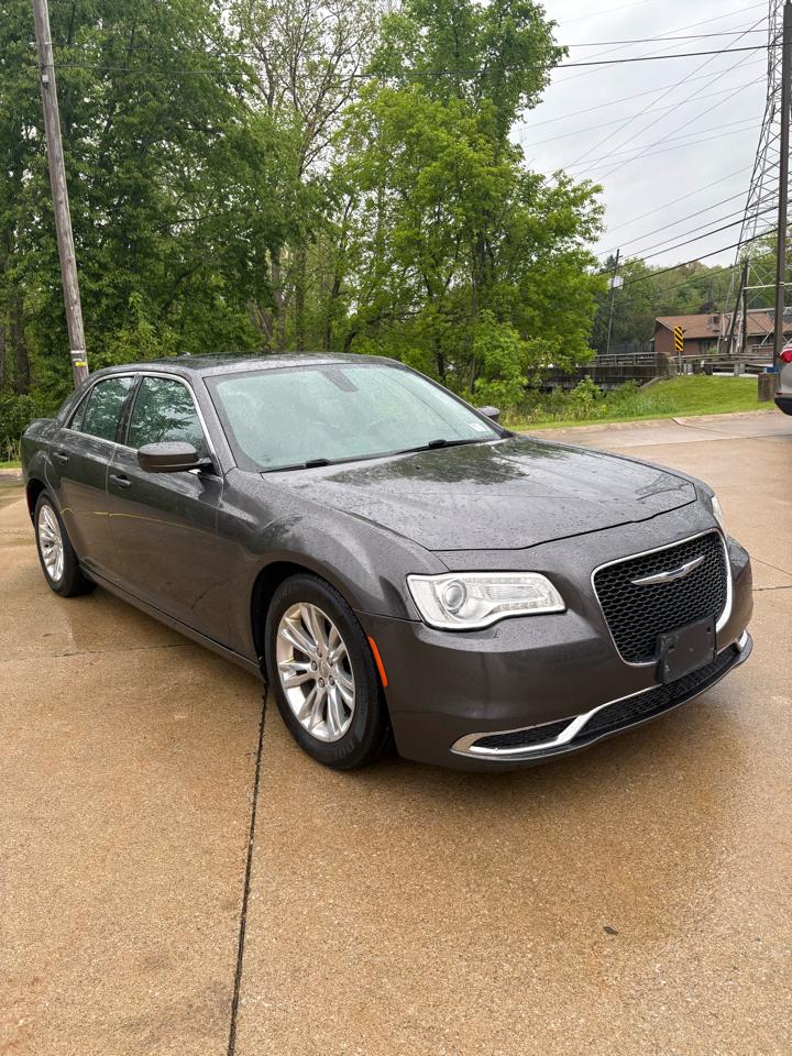 Chrysler 300 Limited RWD 2017
