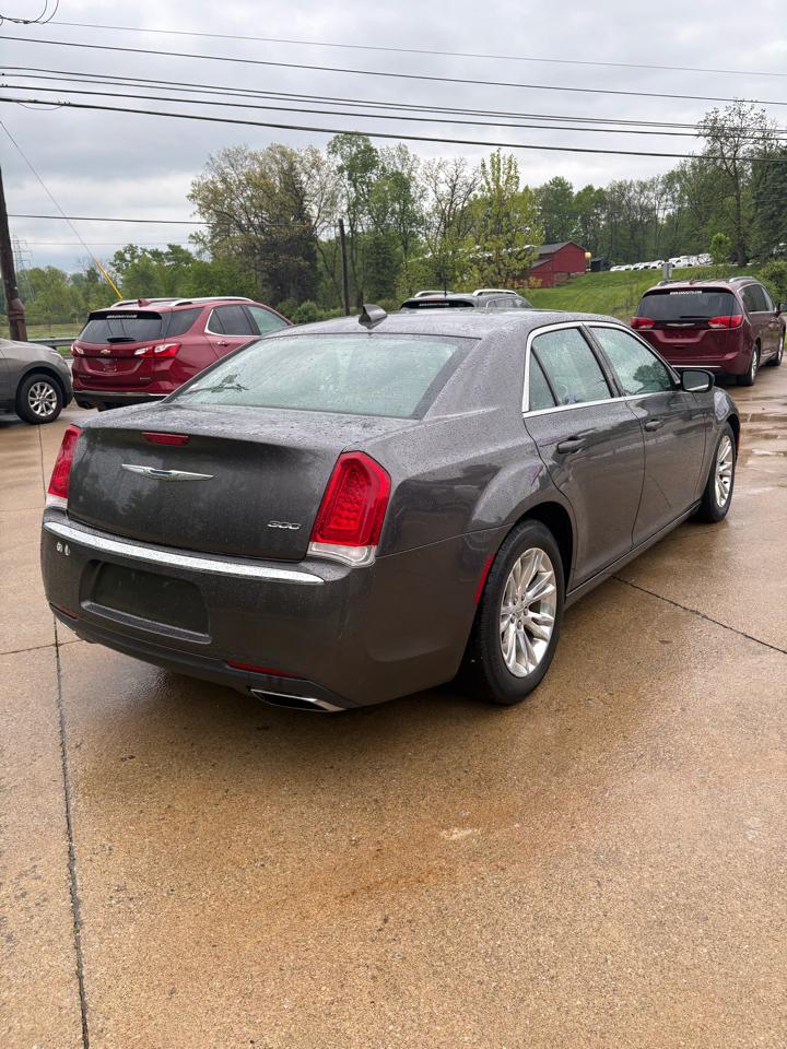Chrysler 300 Limited RWD 2017