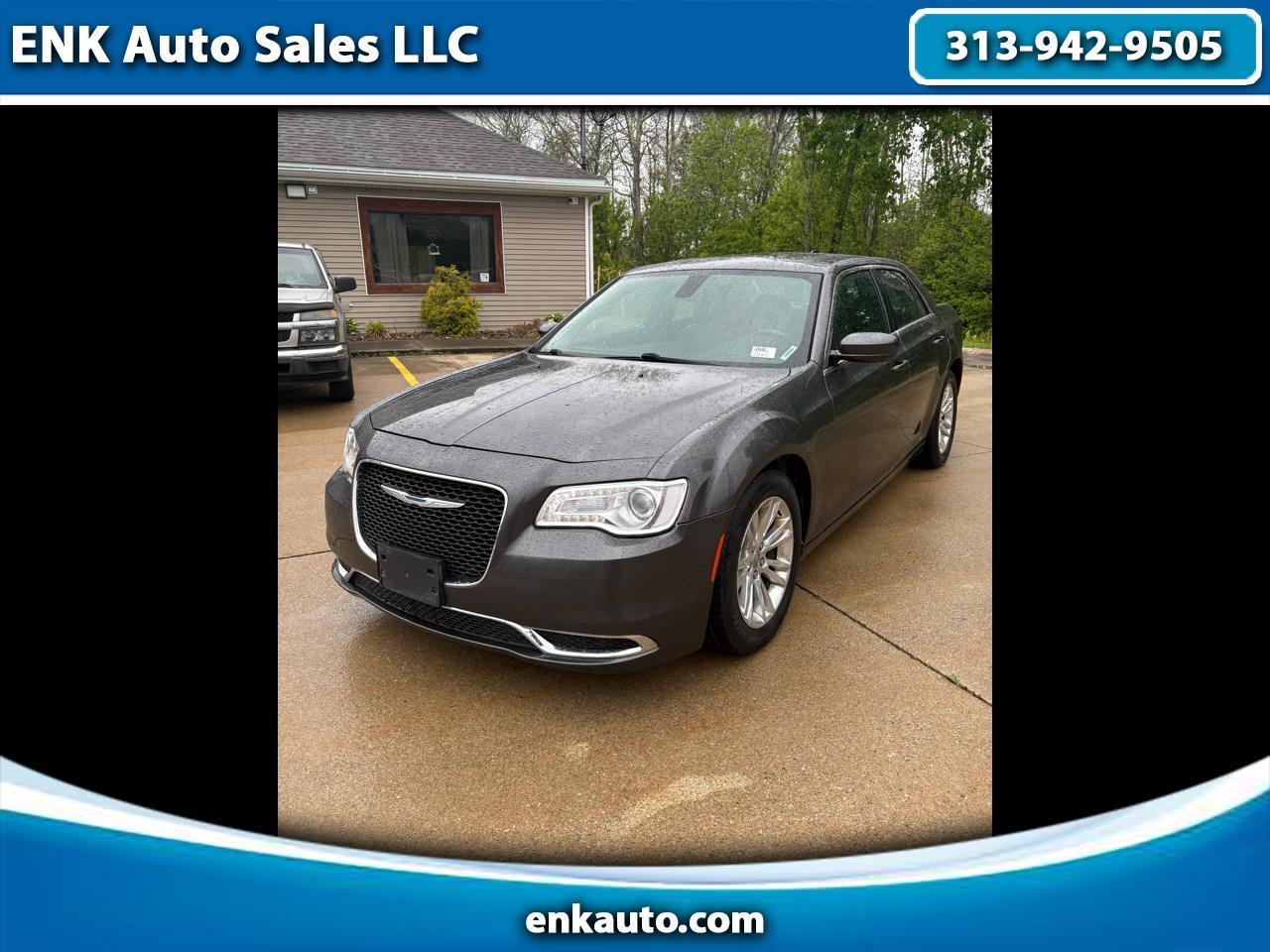 2017 Chrysler 300 Limited RWD