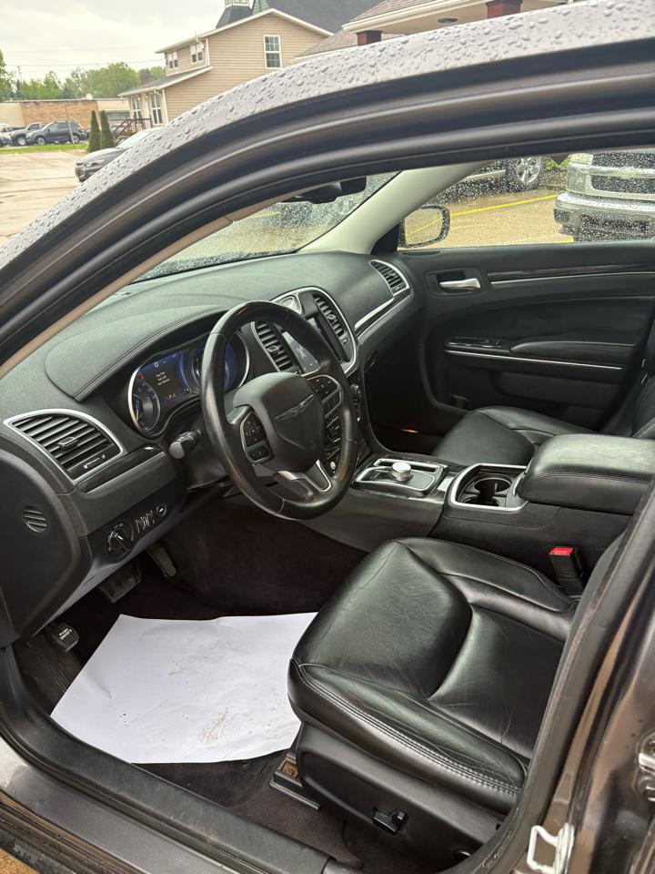 Chrysler 300 Limited RWD 2017