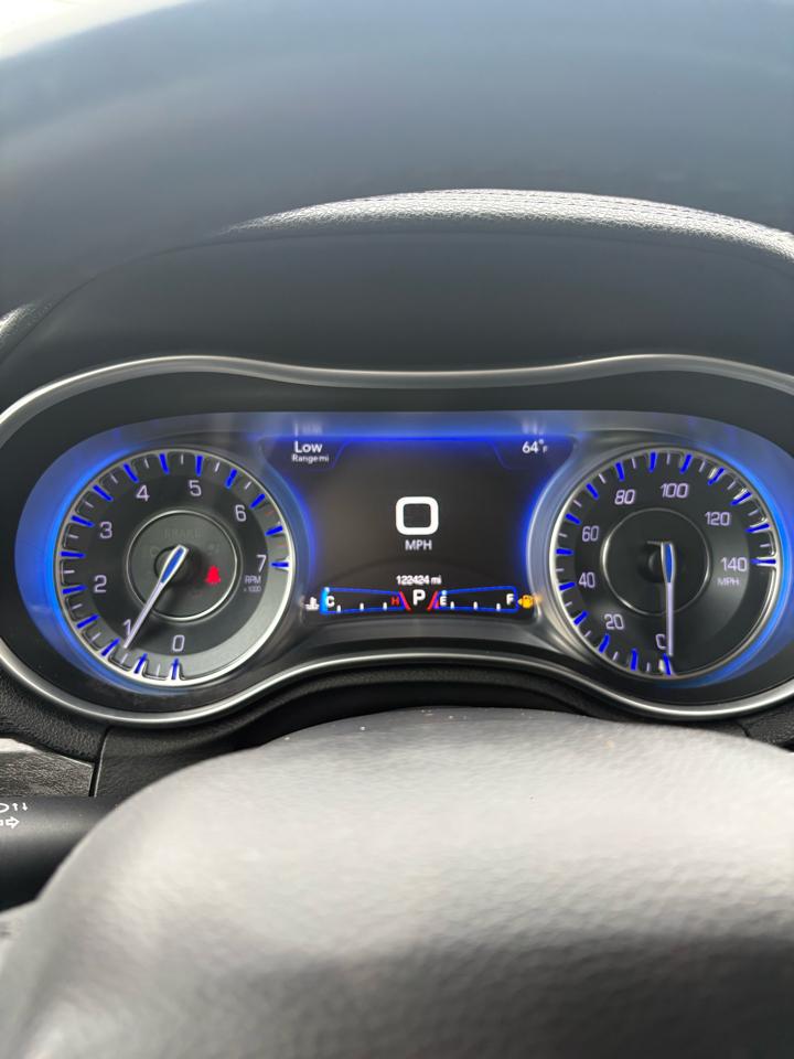 Chrysler 300 Limited RWD 2017