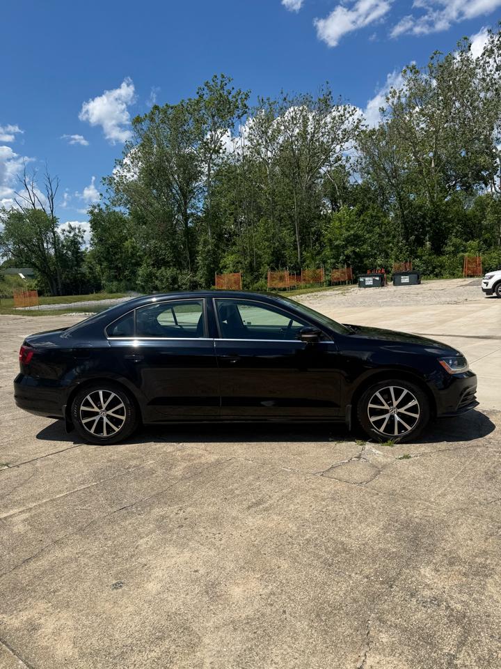 Volkswagen Jetta 1.4T SE 6A 2017