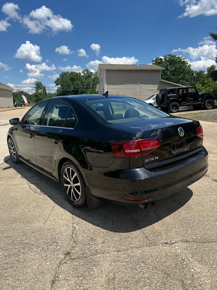 Volkswagen Jetta 1.4T SE 6A 2017