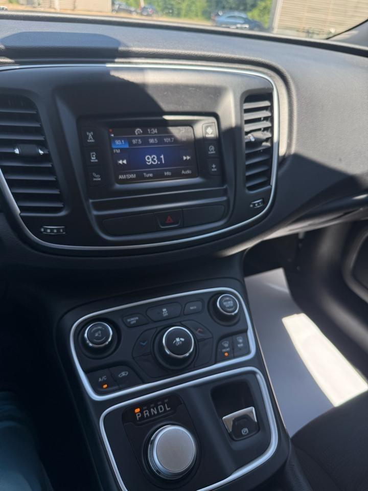 Chrysler 200 Limited 2015