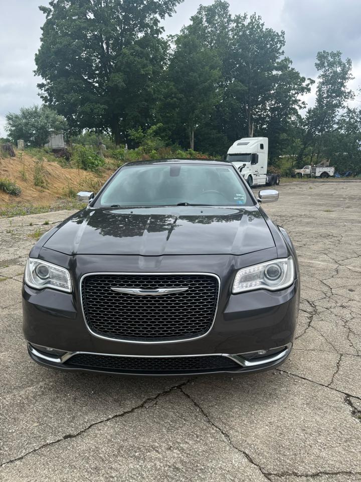 Chrysler 300  2016