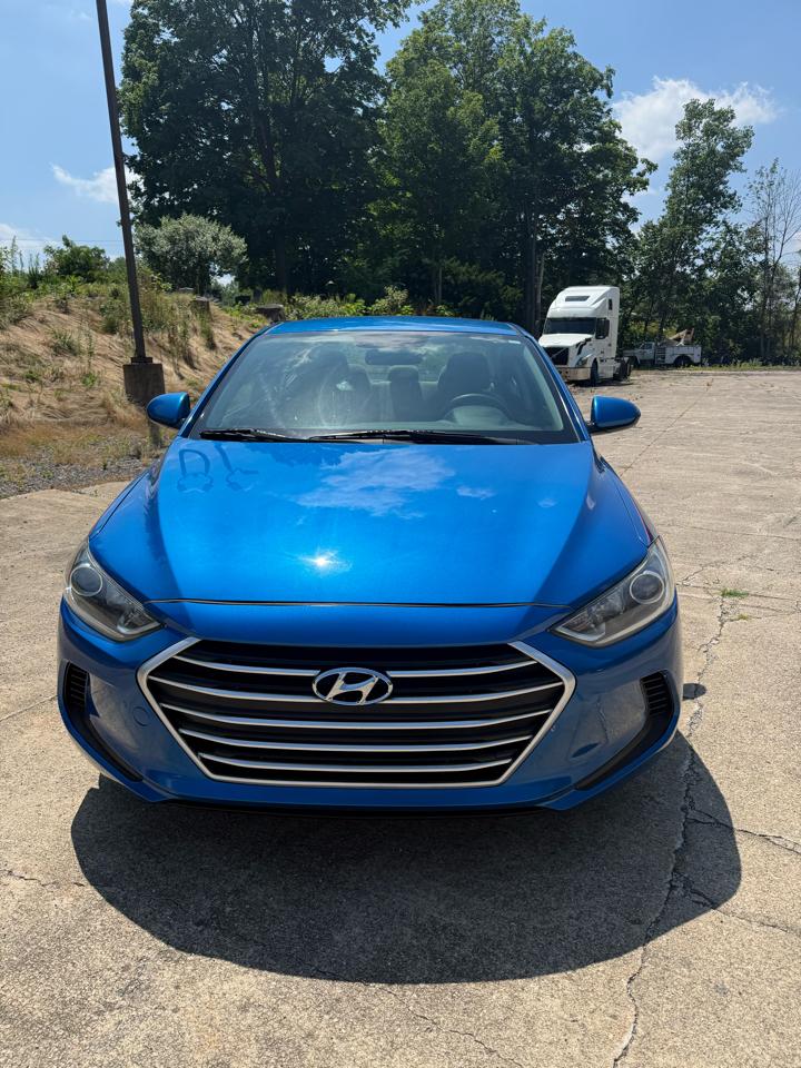 Hyundai Elantra SE 6AT 2017