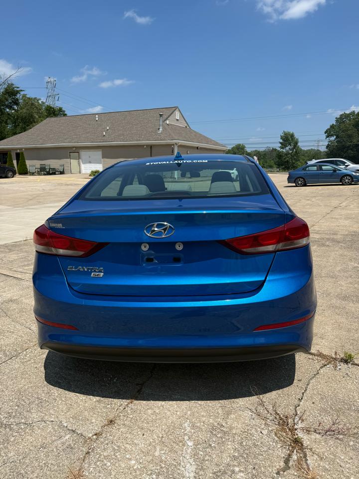 Hyundai Elantra SE 6AT 2017