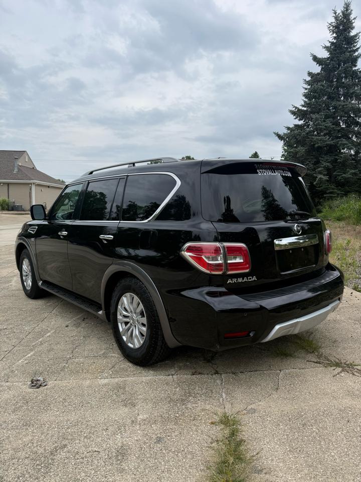 Nissan Armada SV AWD 2017