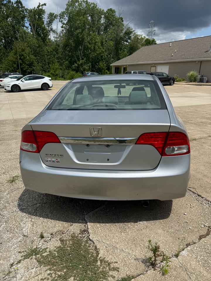 Honda Civic EX Sedan 5-Speed AT 2010