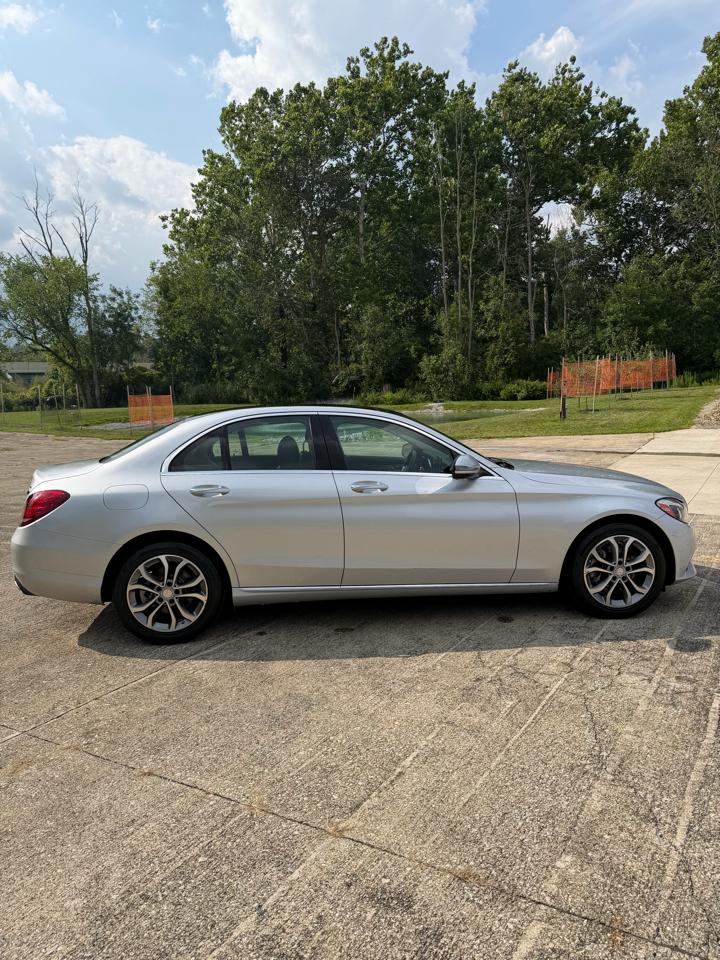 Mercedes-Benz C-Class C300 4MATIC Sedan 2017