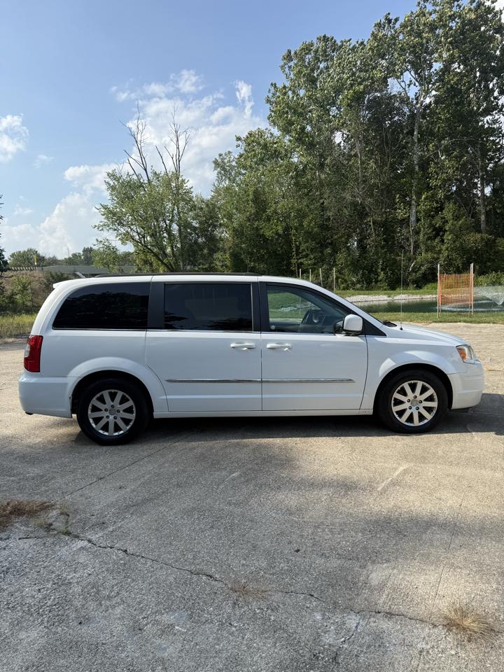 Chrysler Town & Country Touring 2016