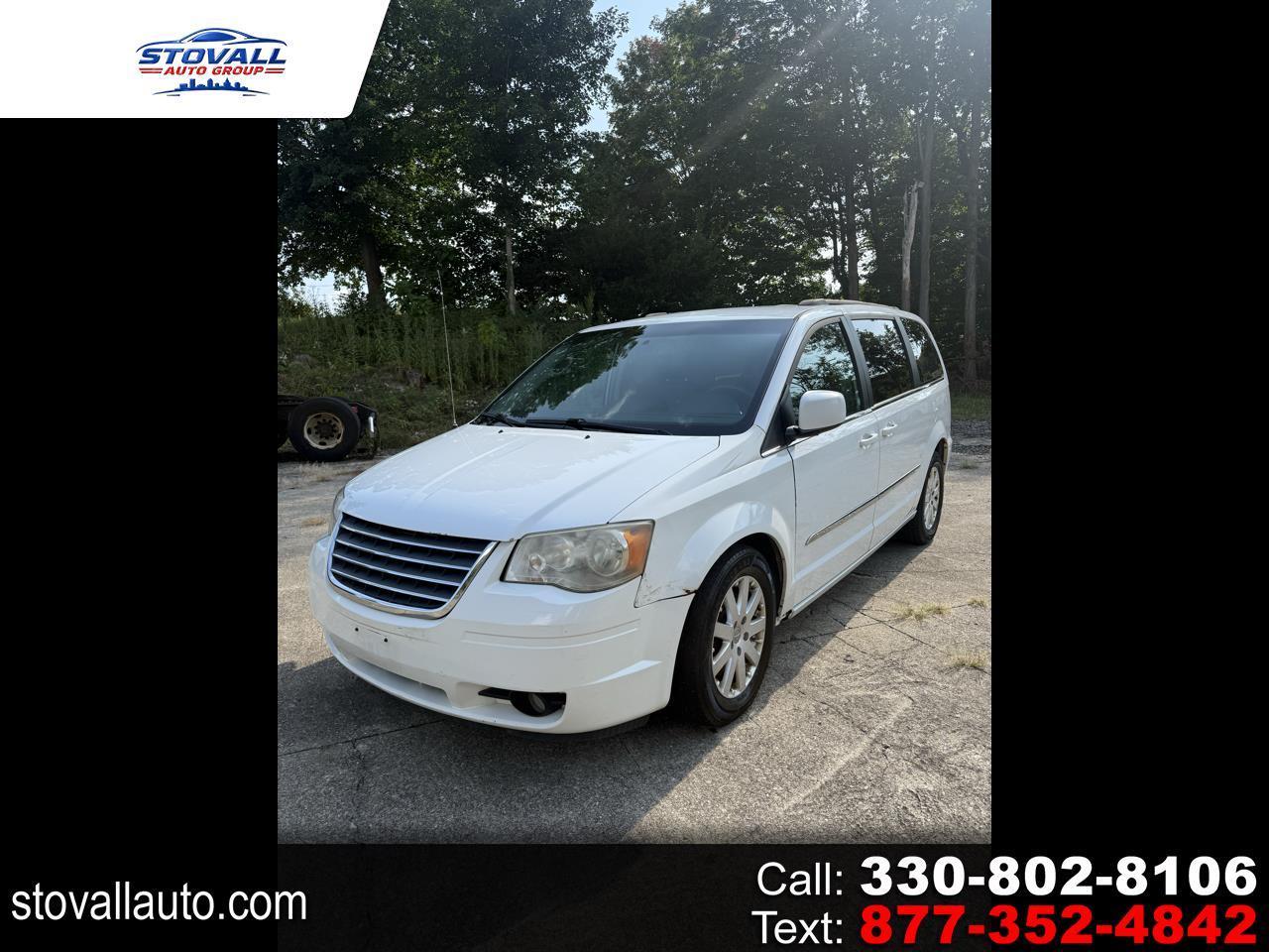 2016 Chrysler Town & Country Touring
