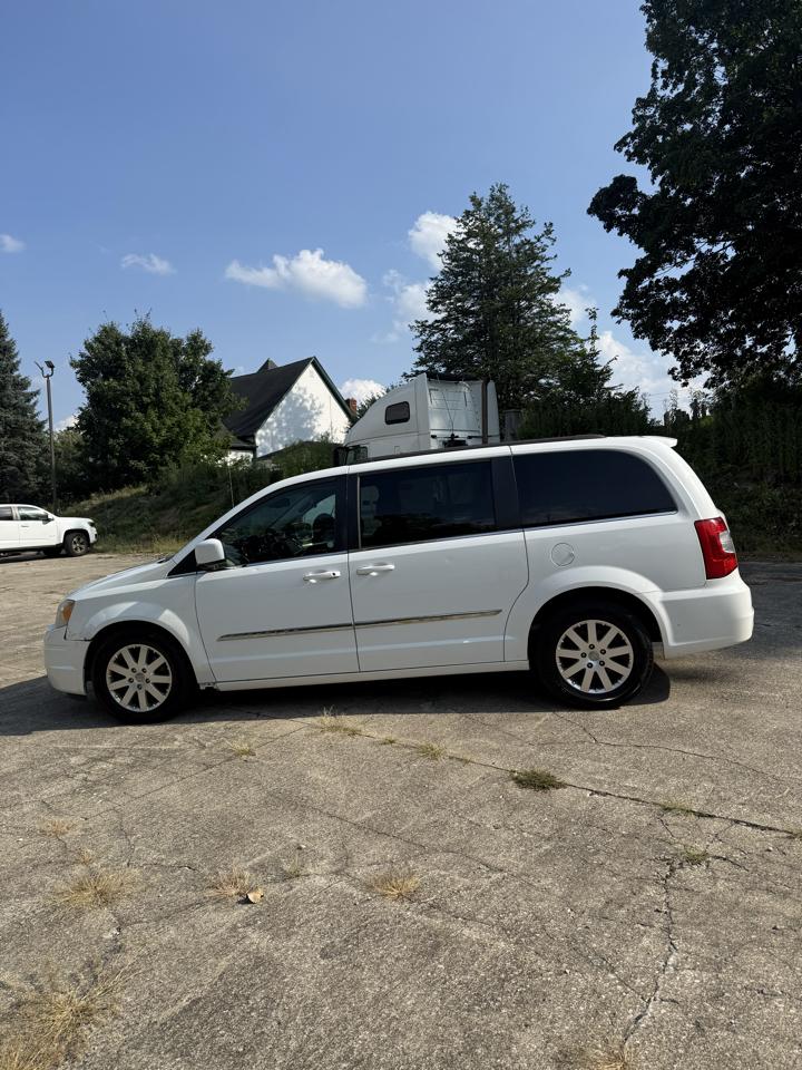 Chrysler Town & Country Touring 2016