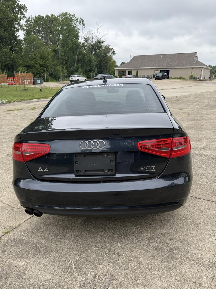 Audi A4 2.0T Sedan quattro Tiptronic 2013