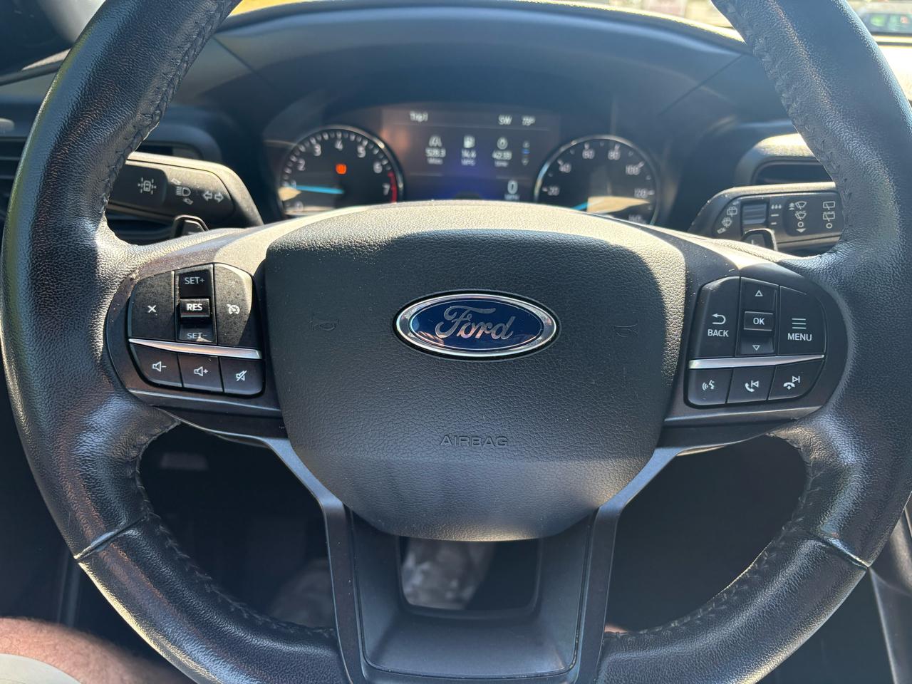 Ford Explorer XLT AWD 2020