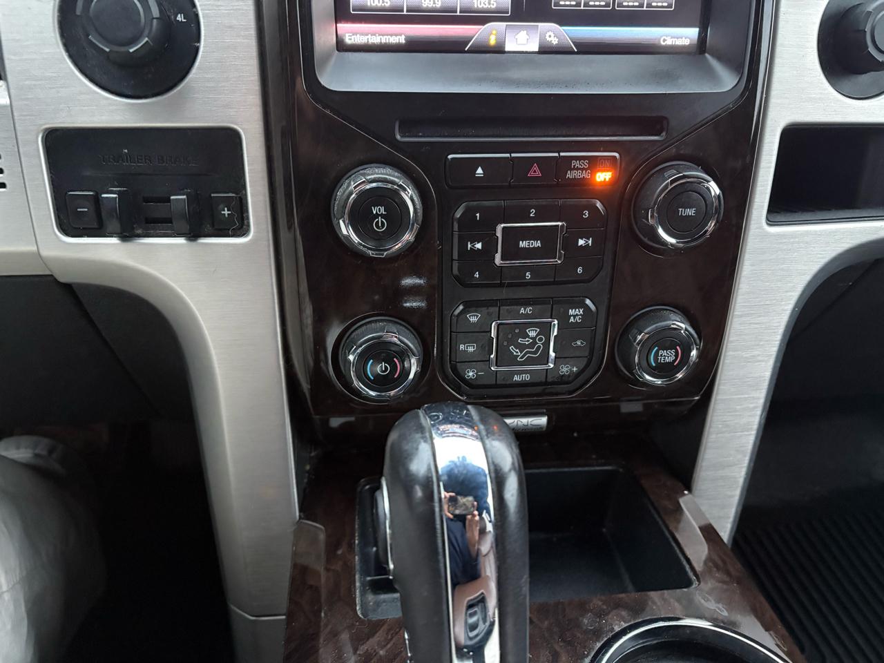 Ford F-150 Platinum SuperCrew 6.5-ft. Bed 4WD 2014