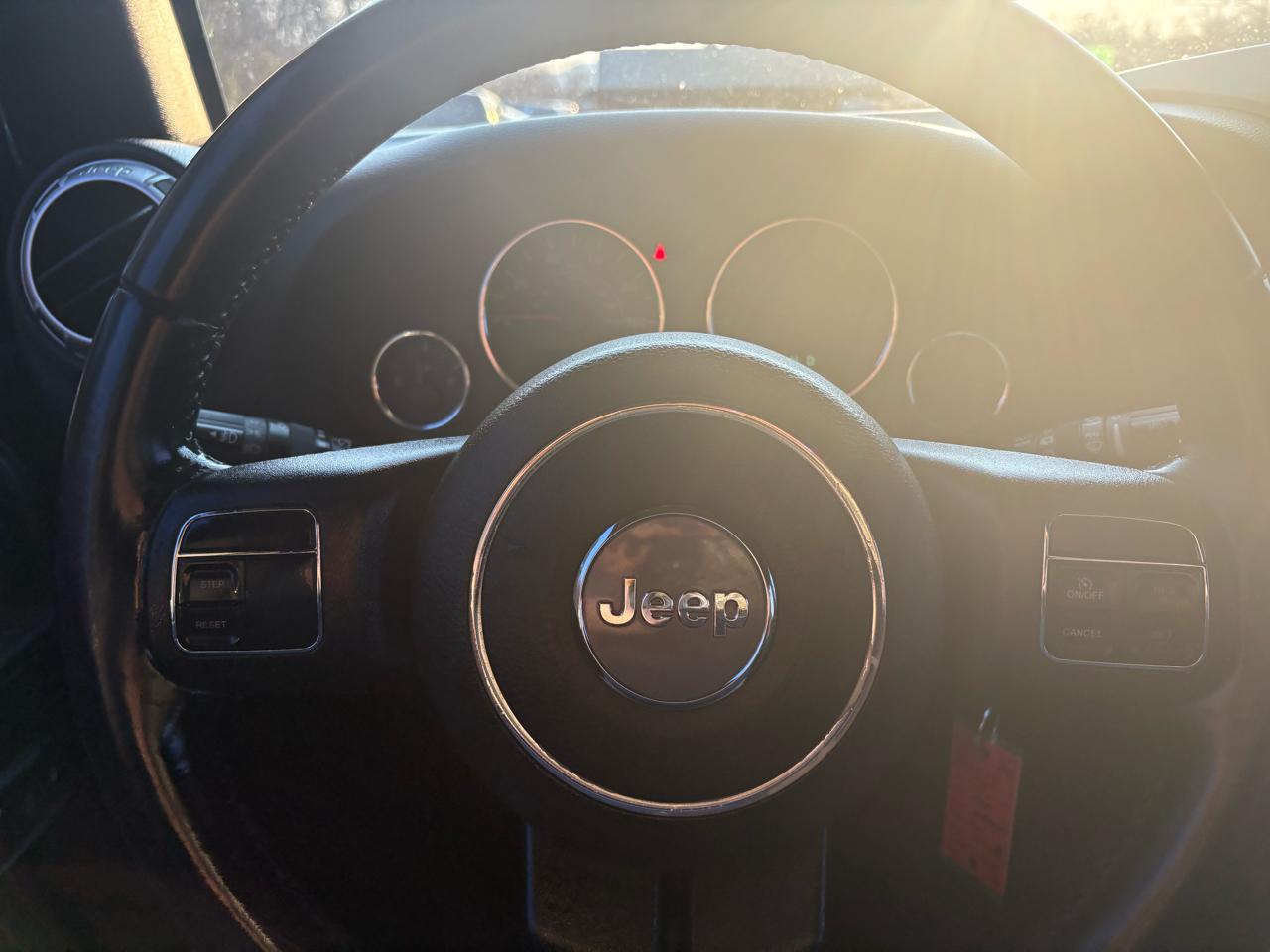 Jeep Wrangler Unlimited Sahara 4WD 2015