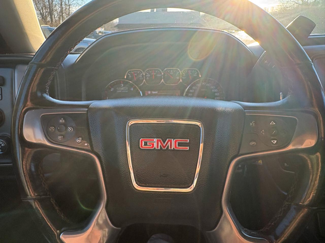 GMC Sierra 1500 SLT Crew Cab Long Box 4WD 2015