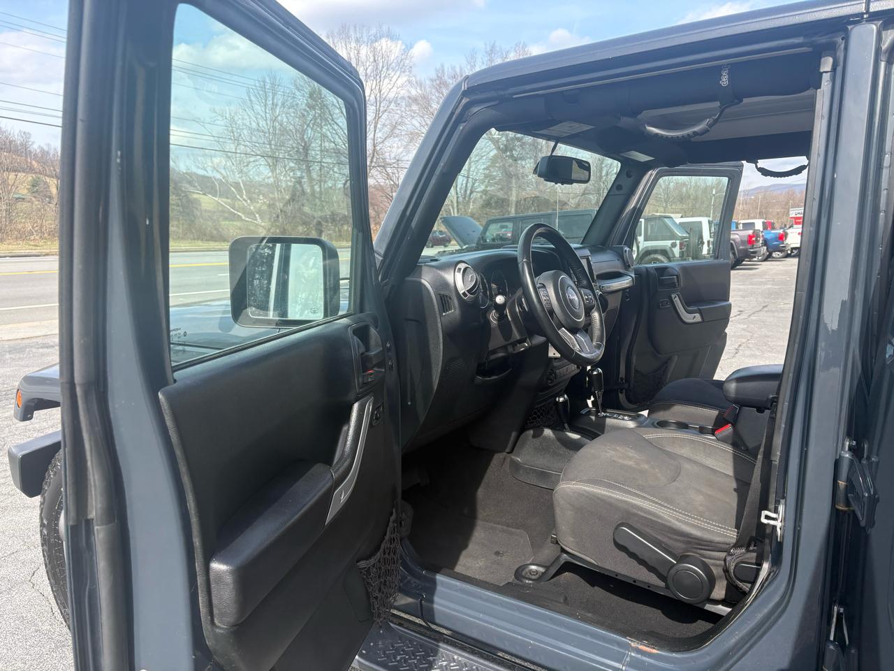 Jeep Wrangler JK Unlimited Sahara 4WD 2018