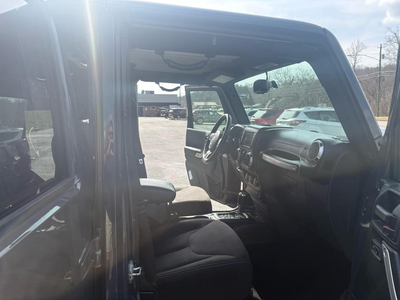 Jeep Wrangler JK Unlimited Sahara 4WD 2018