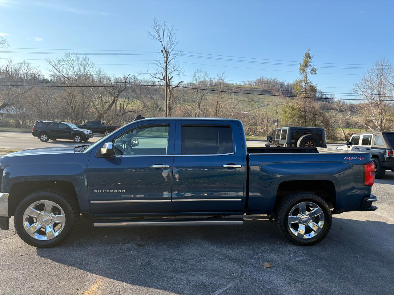 Chevrolet Silverado 1500 LTZ Crew Cab 4WD 2017