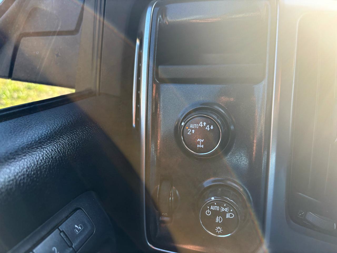 Chevrolet Silverado 1500 LTZ Crew Cab 4WD 2017