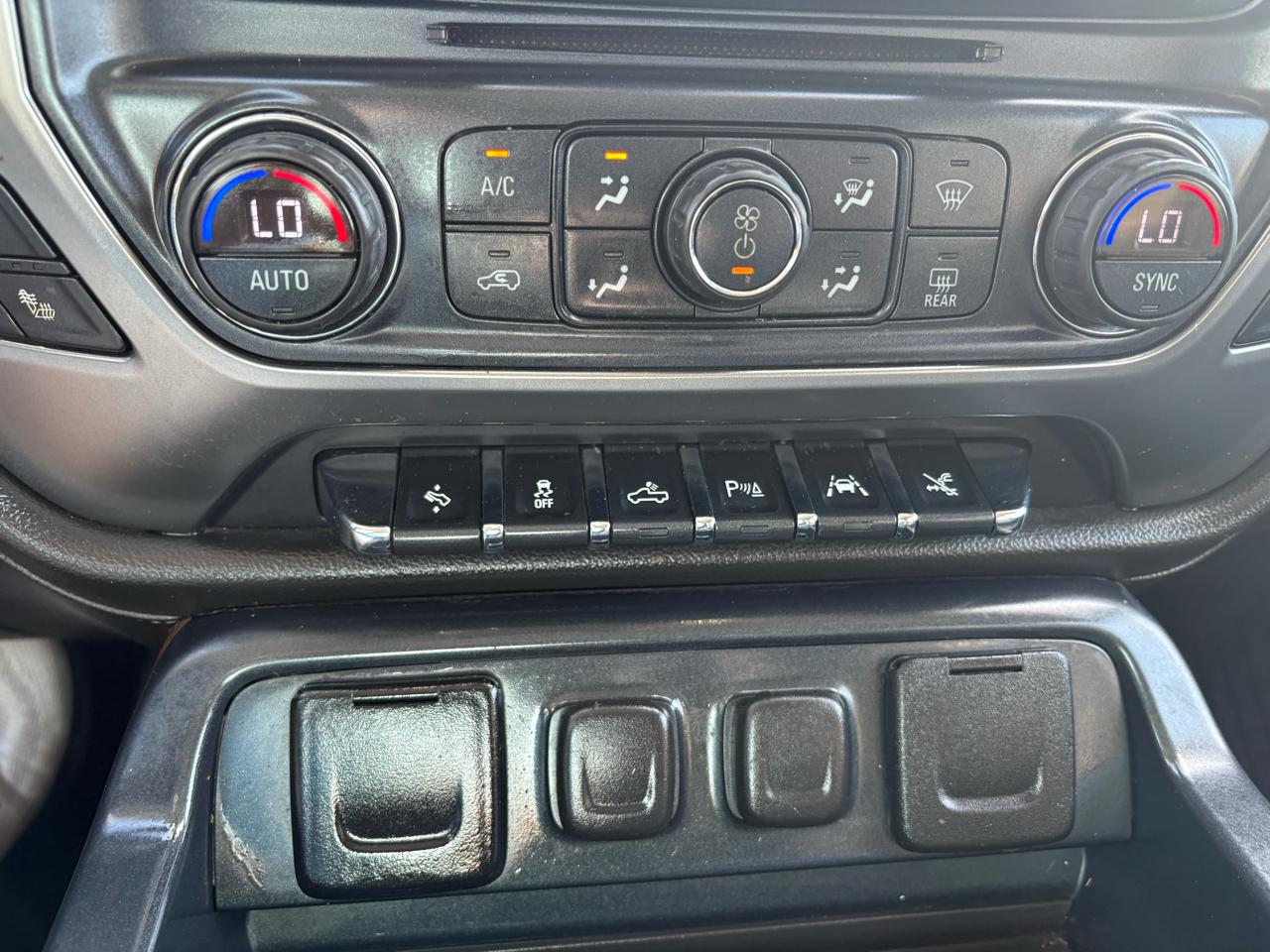 Chevrolet Silverado 1500 LTZ Crew Cab 4WD 2017