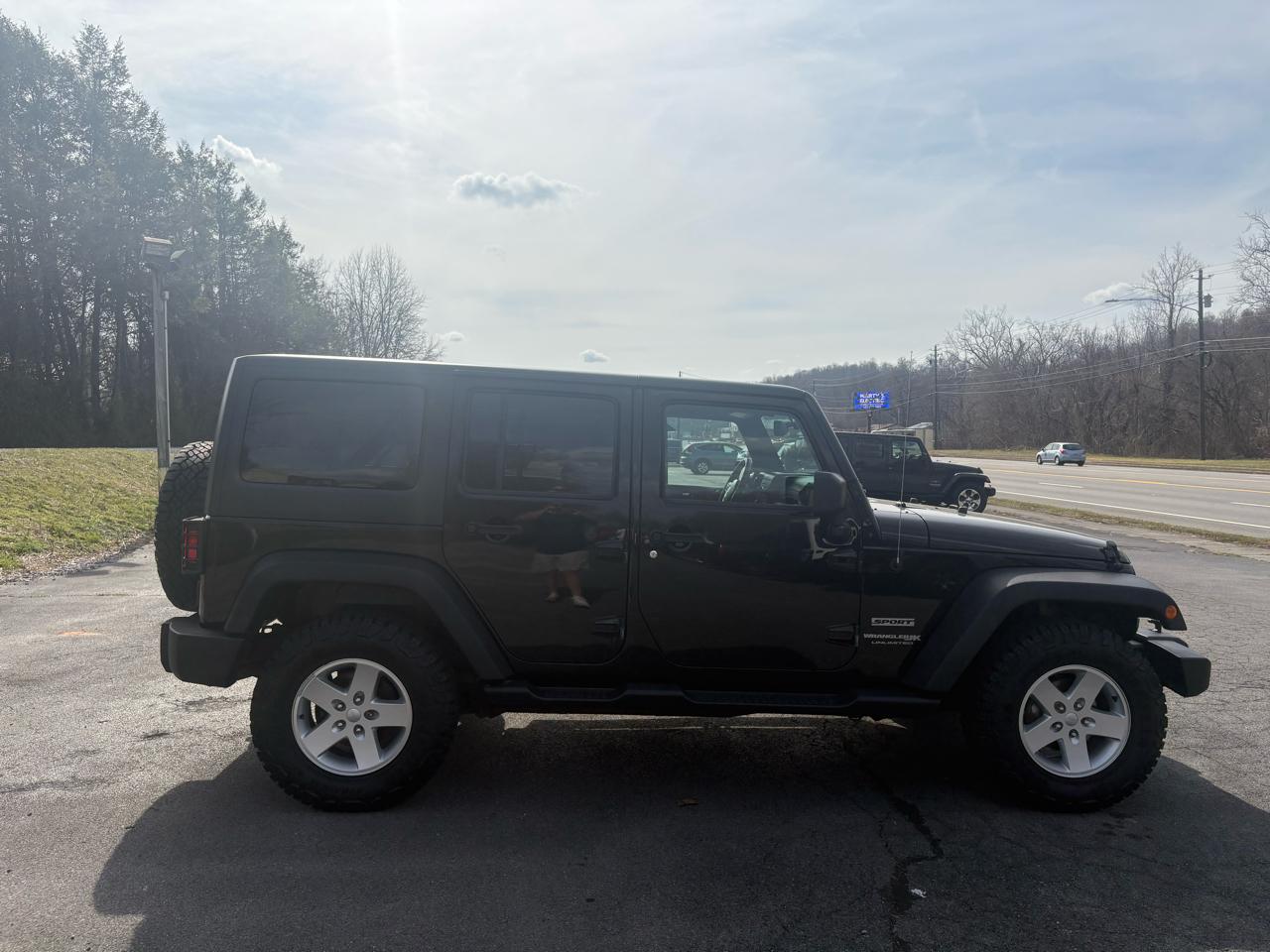 Jeep Wrangler JK Unlimited Sport 4WD 2018