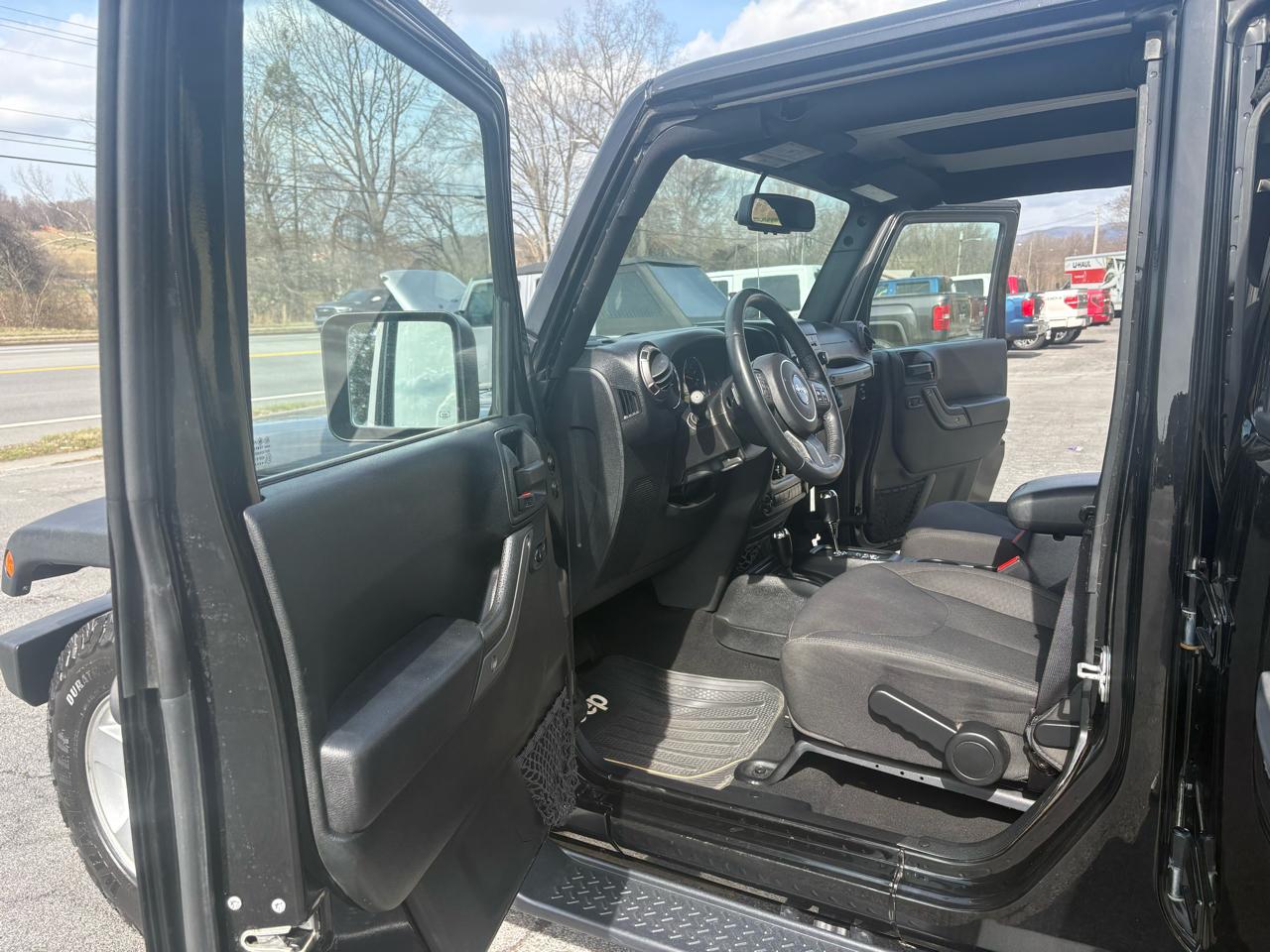 Jeep Wrangler JK Unlimited Sport 4WD 2018