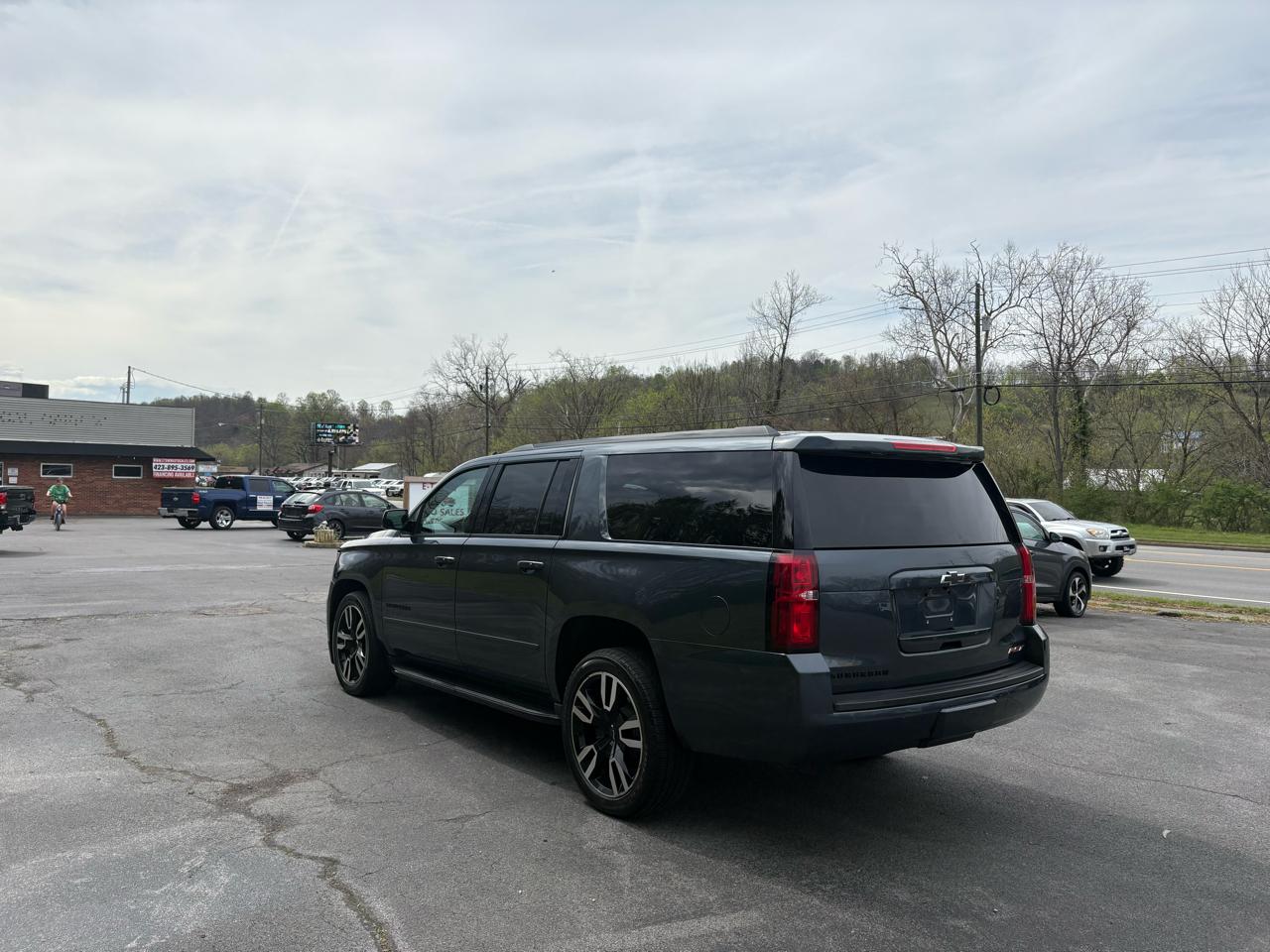 Chevrolet Suburban Premier 4WD 2020