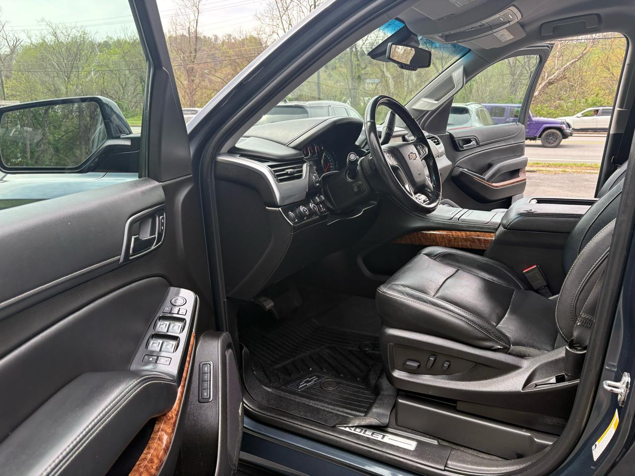 Chevrolet Suburban Premier 4WD 2020