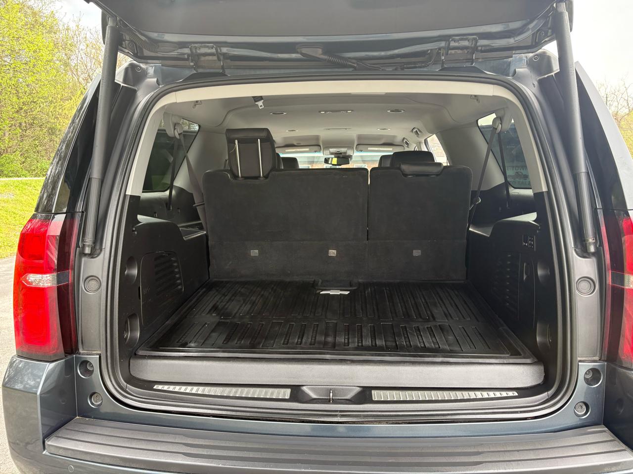 Chevrolet Suburban Premier 4WD 2020