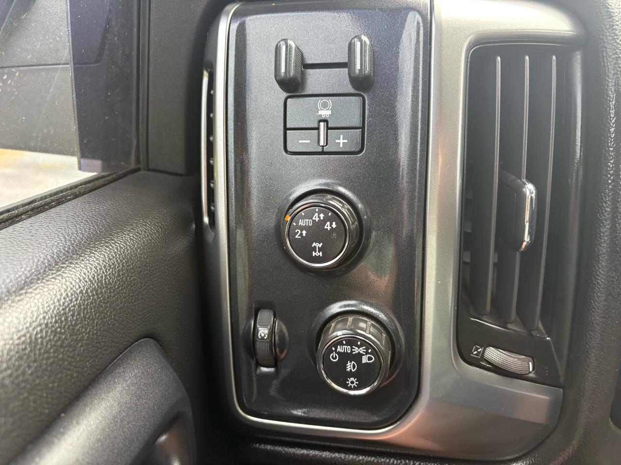 Chevrolet Silverado 1500 1LT Crew Cab 4WD 2014