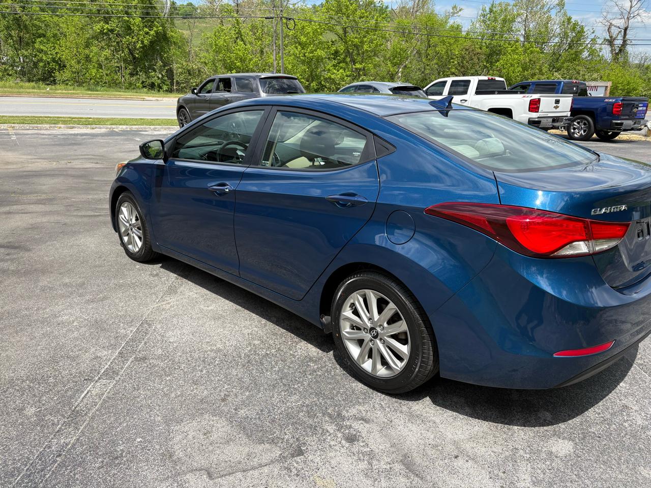 Hyundai Elantra GLS M/T 2014