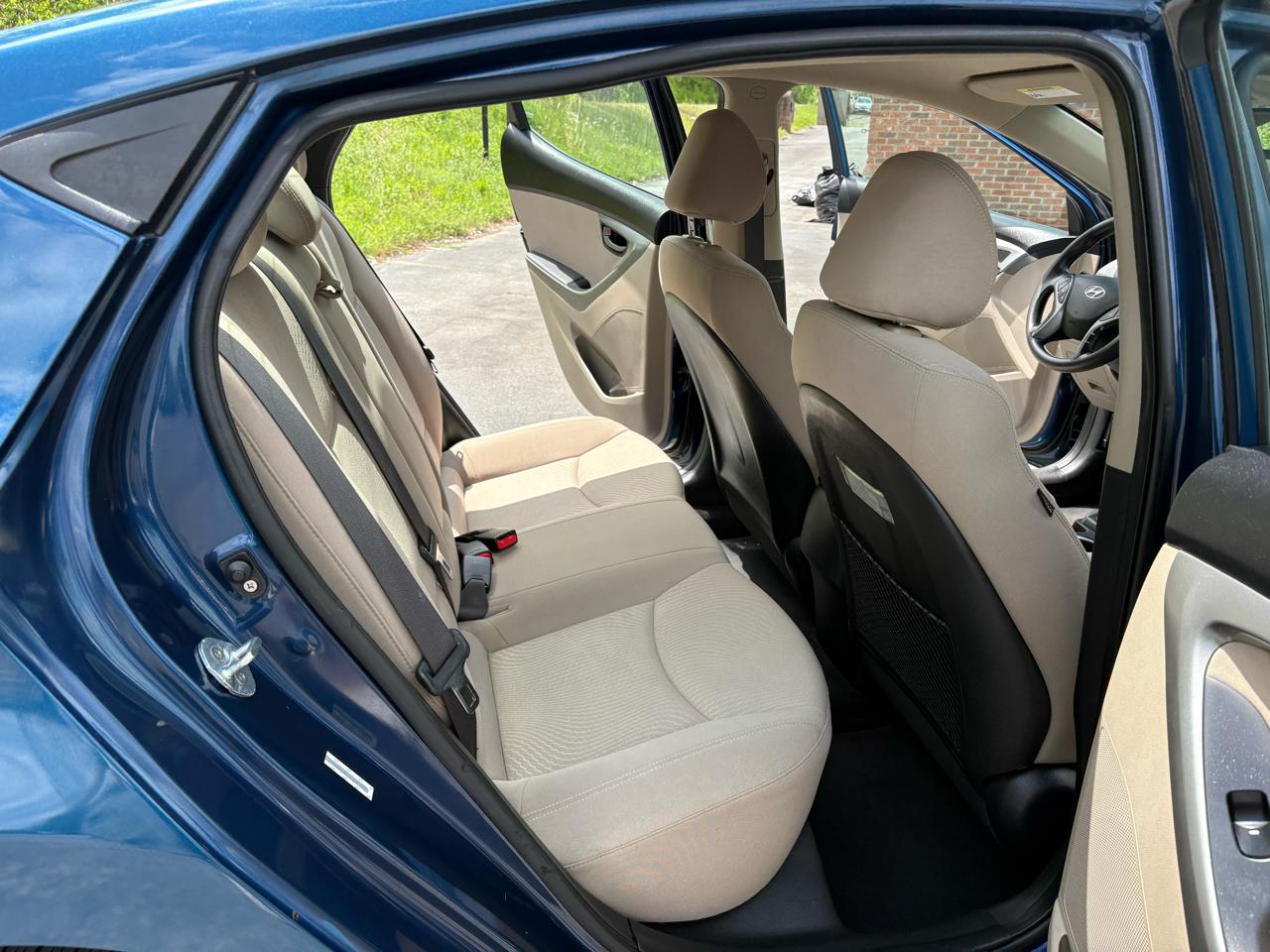 Hyundai Elantra GLS M/T 2014