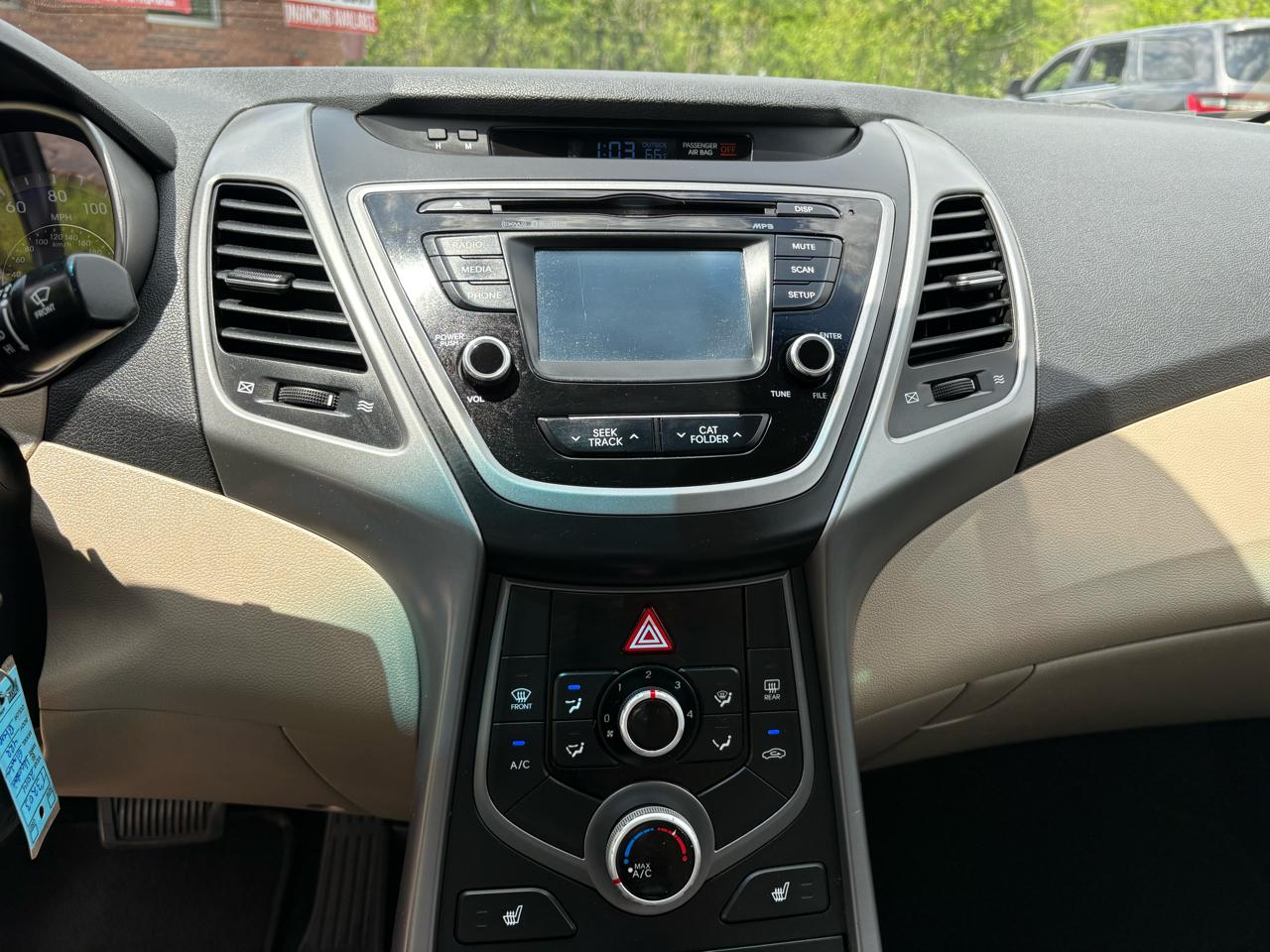 Hyundai Elantra GLS M/T 2014