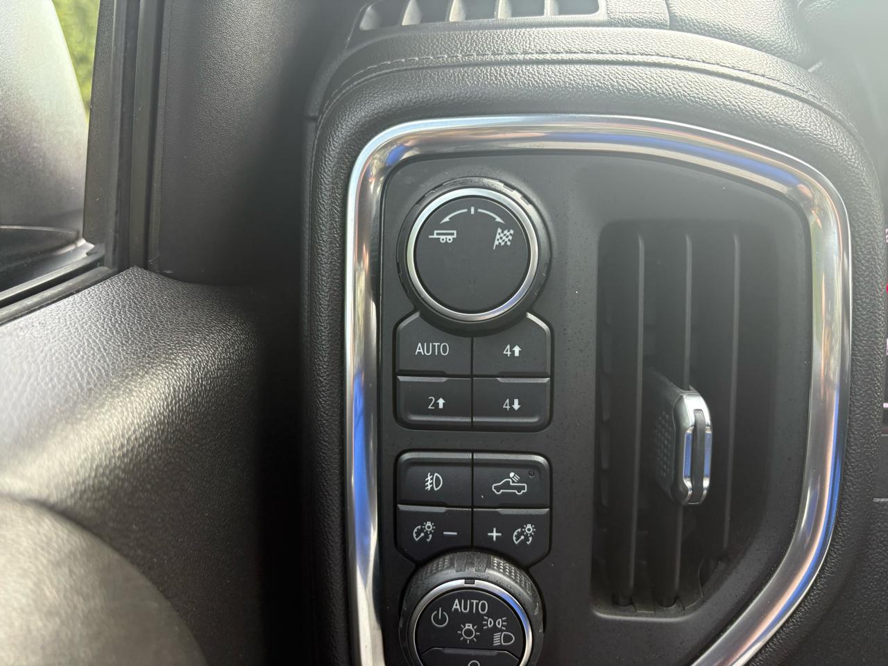 Chevrolet Silverado 1500 LTZ Crew Cab 4WD 2019