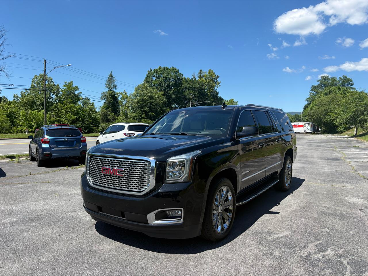 GMC Yukon XL Denali 4WD 2016