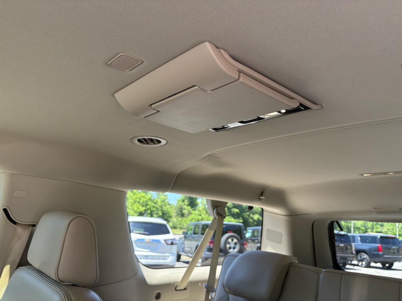 GMC Yukon XL Denali 4WD 2016