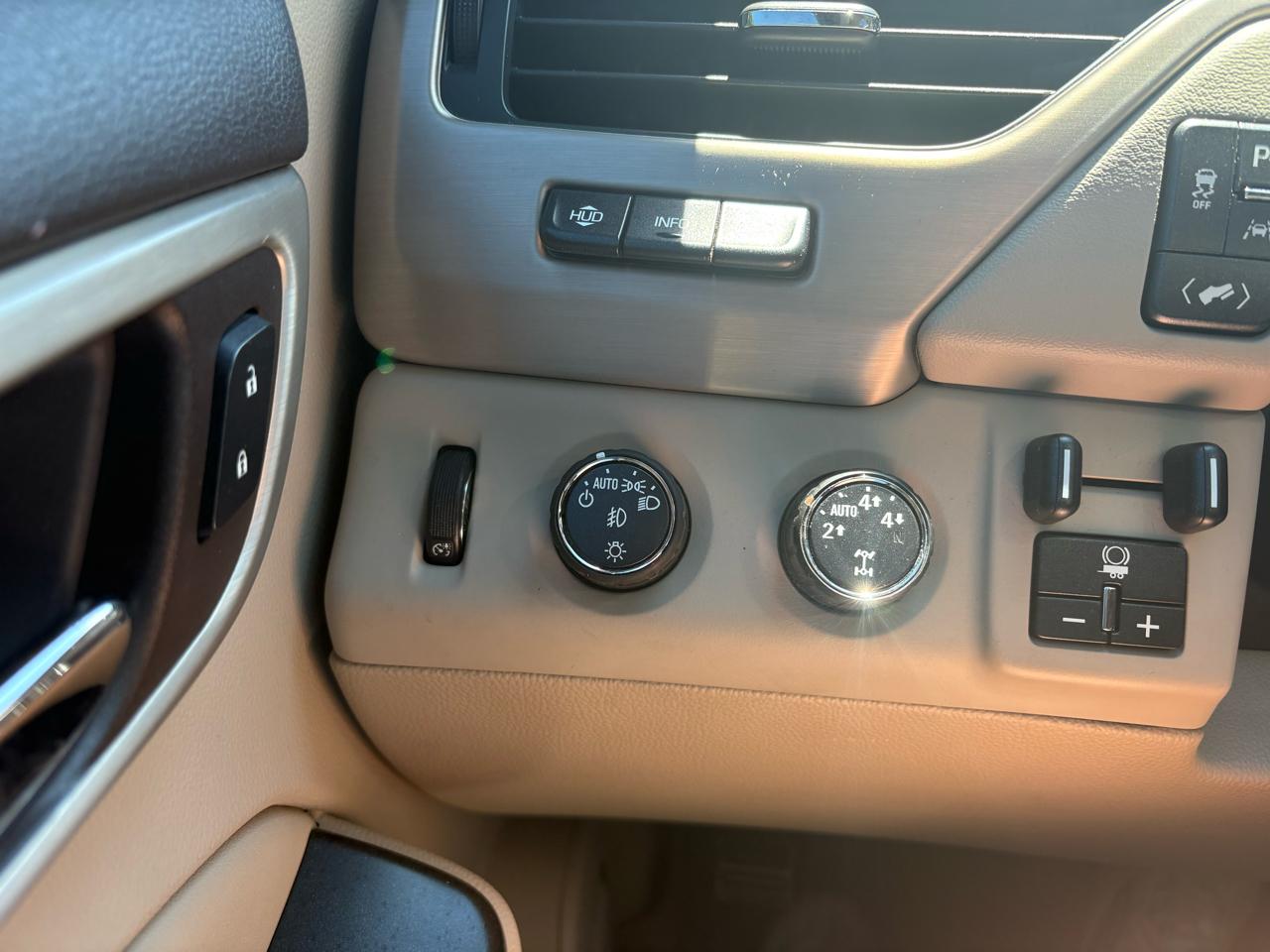 GMC Yukon XL Denali 4WD 2016