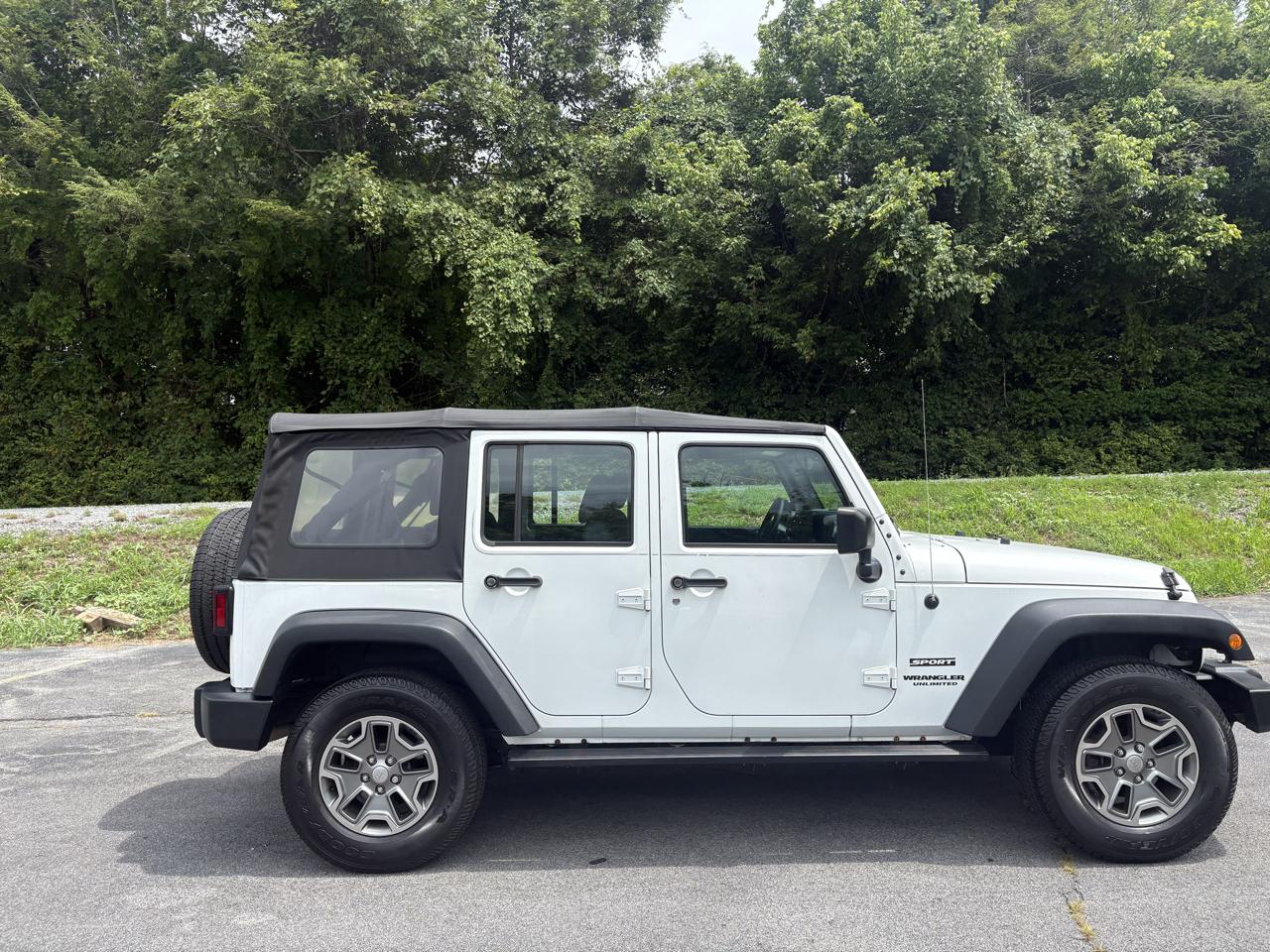 2017 Jeep Wrangler Unlimited Sport - Photo 6